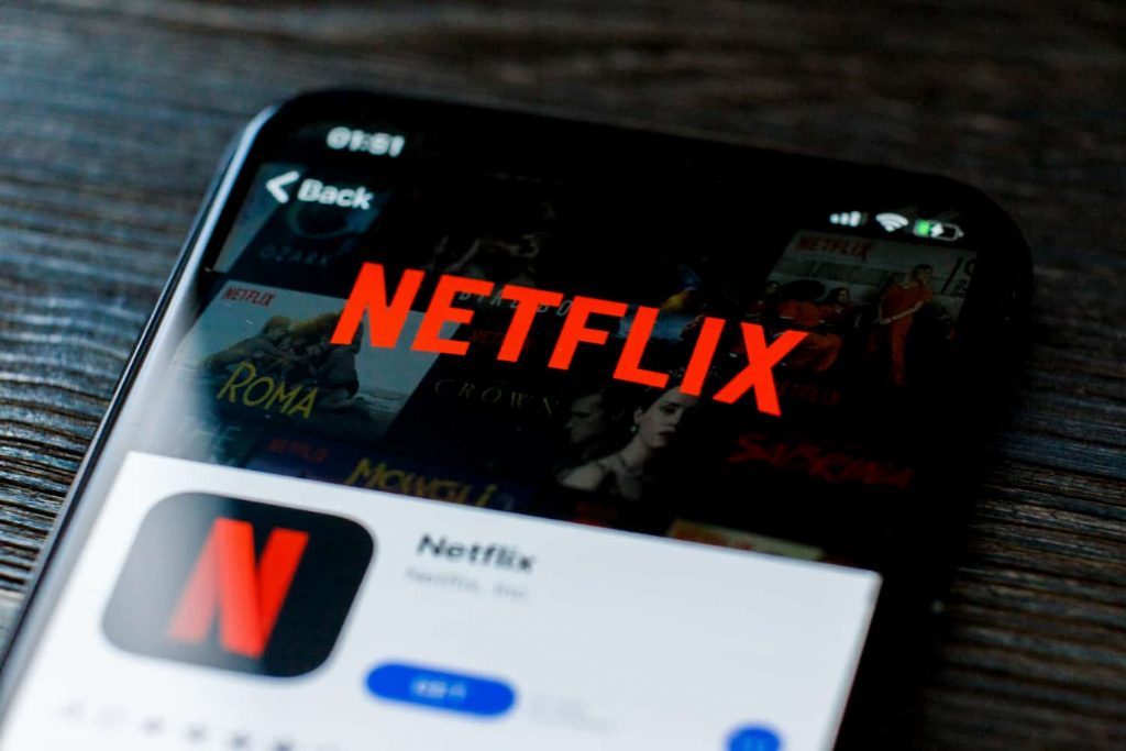 Netflix stock tumble below $500, analysts are divided over Fundamentals