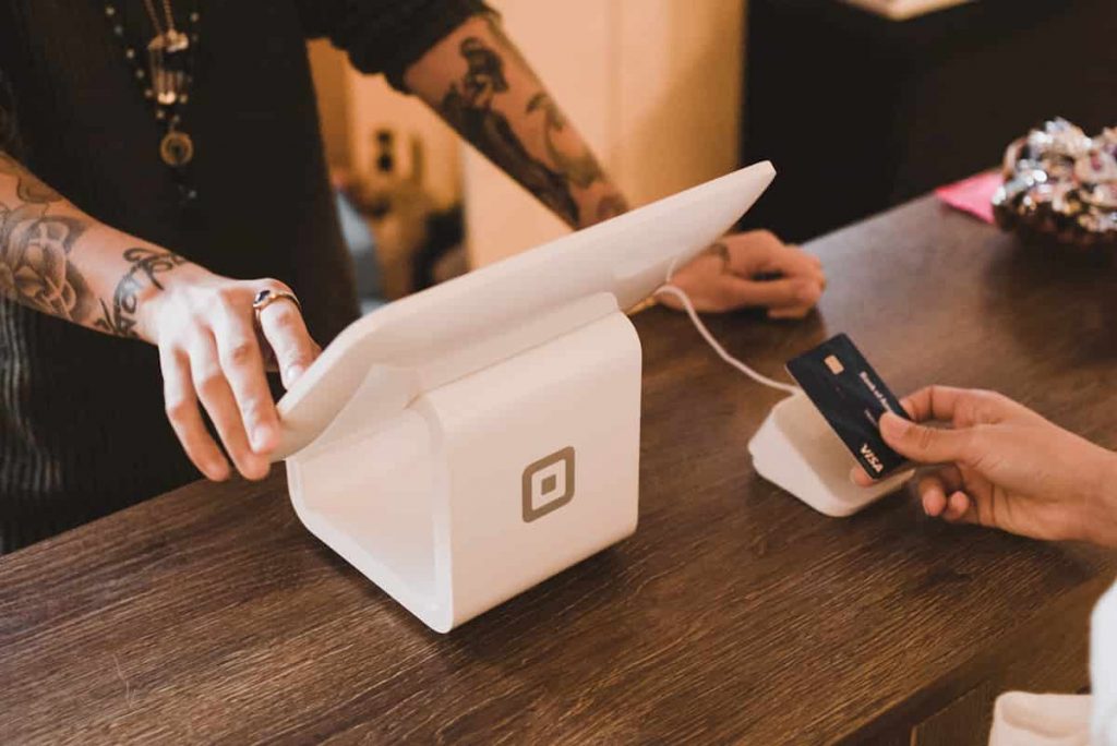 Square stock: Rising competition, slowing demand hinders 2021 outlook