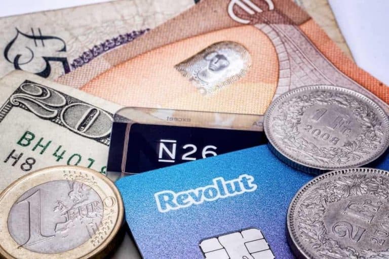 Boost for UK neobanks as Irish regulator blocks payment app by banks