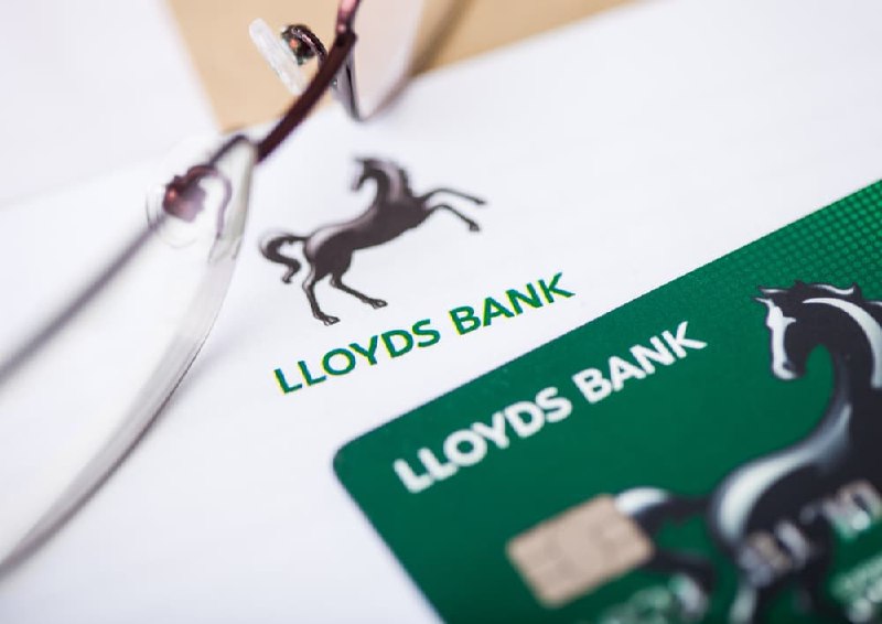 UK's Lloyds Bank advertises position for cryptocurrency expert