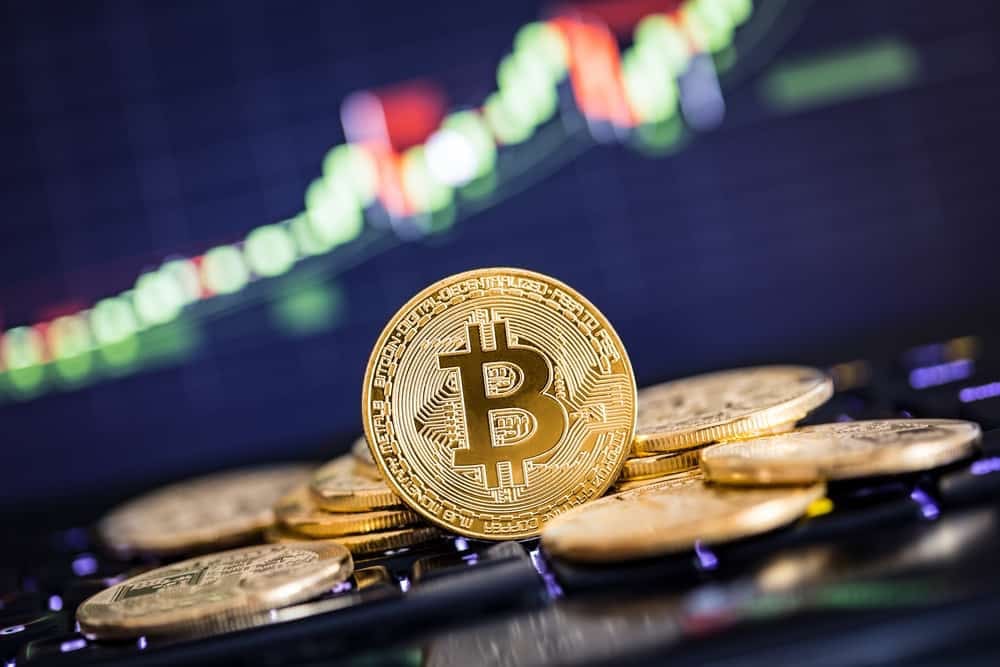 BTC holds firm above $60k, ahead of Bitcoin futures ETF debut