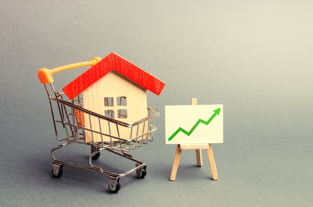 U.S. existing home sales surpassed 6 million in 2021, highest figure since 2006