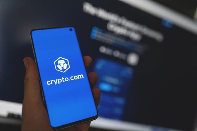 Crypto.com suspends withdrawals as users report funds leaving their accounts