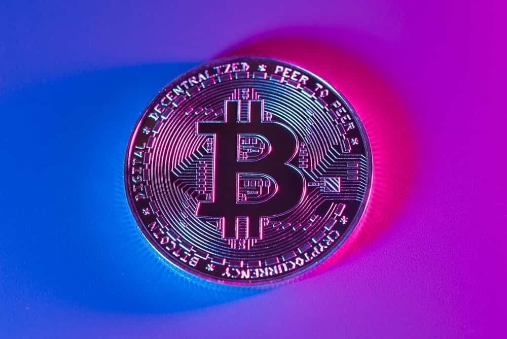 Crypto market ends week gaining over $160 billion as Bitcoin holds strong above $40k