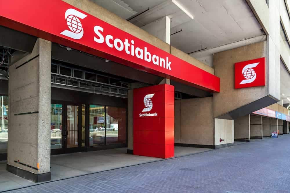 Five major Canadian banks mysteriously go offline in hours-long outage