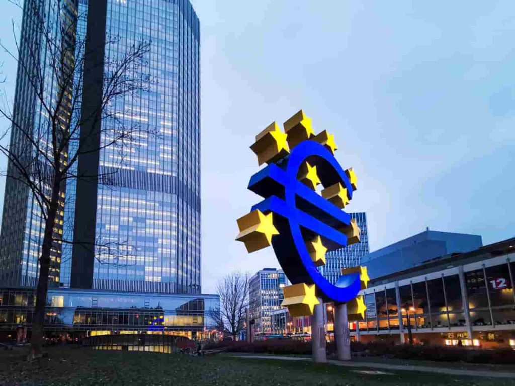 Ray Dalio places a €1.5 billion short bet against EU stocks