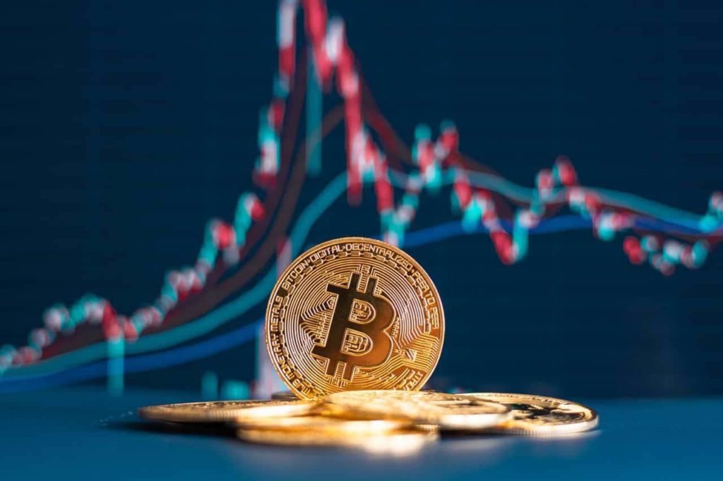 Bitcoin holds above 200-weekly moving average showing resilience despite crypto hacks
