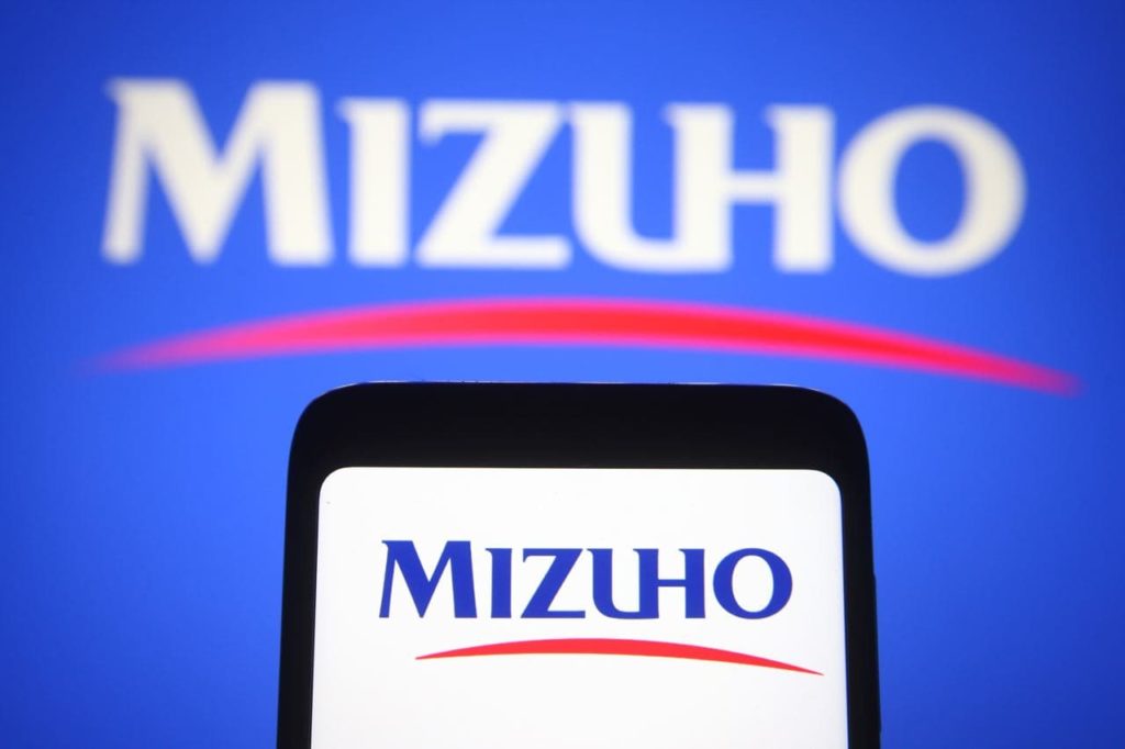 Banking giant Mizuho issues Japan's largest-ever EUR-pegged €800 million green bond