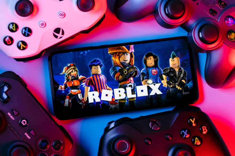 Roblox tops 200 million global downloads in 2022 to rank among highest-grossing apps
