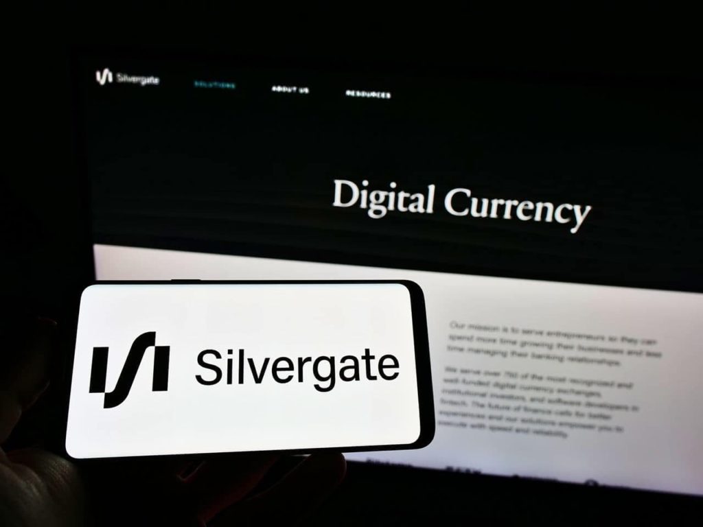 Silvergate (SI) stock crashes 40% in premarket as FTX collapse impacts bank