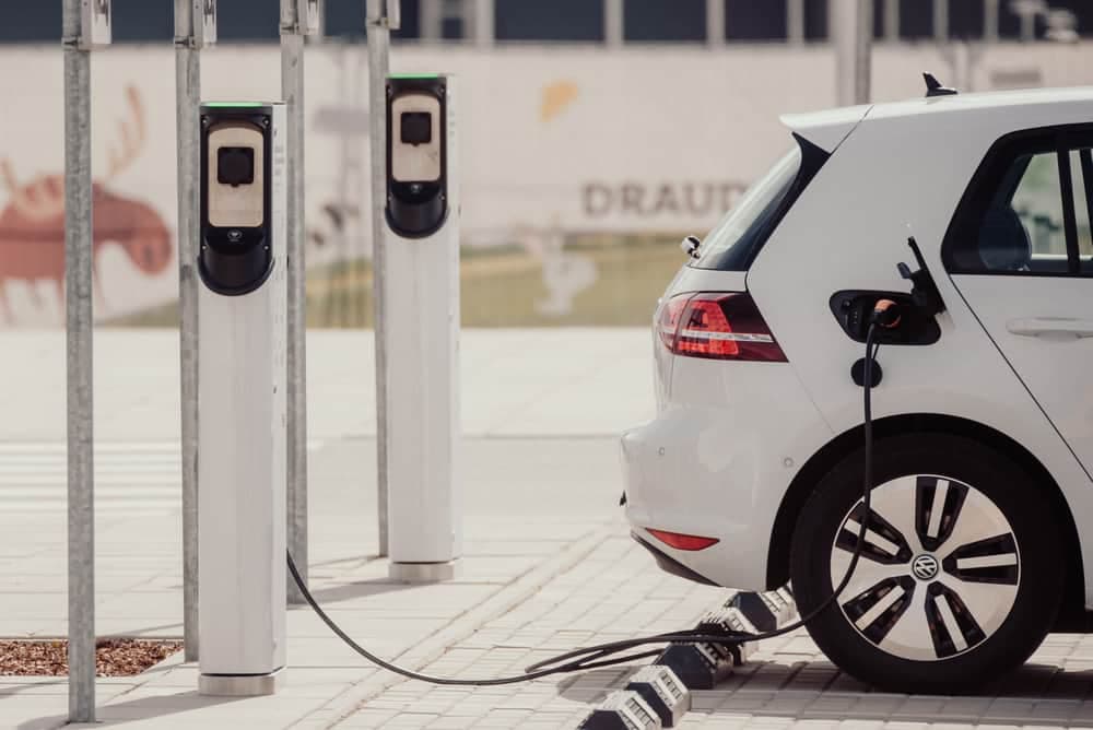 Finance experts share their top EV stock picks for end of 2023