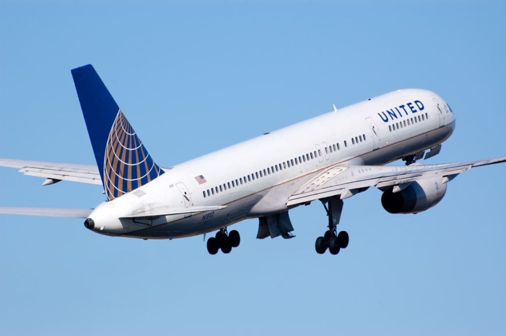 United Airlines stock hits 1-year high; Why is UAL rallying?
