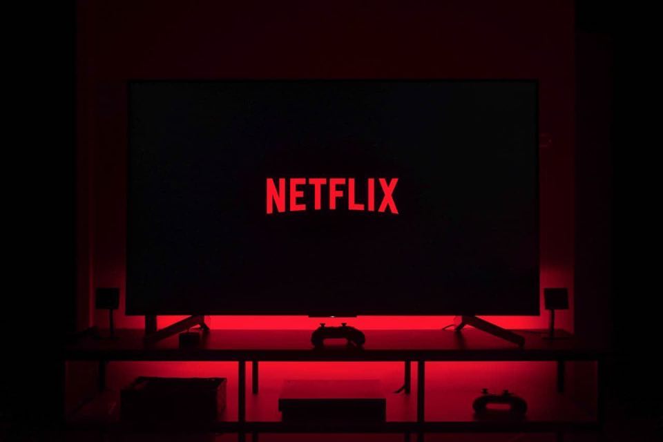 Wall Street sets Netflix stock price for the next 12 months