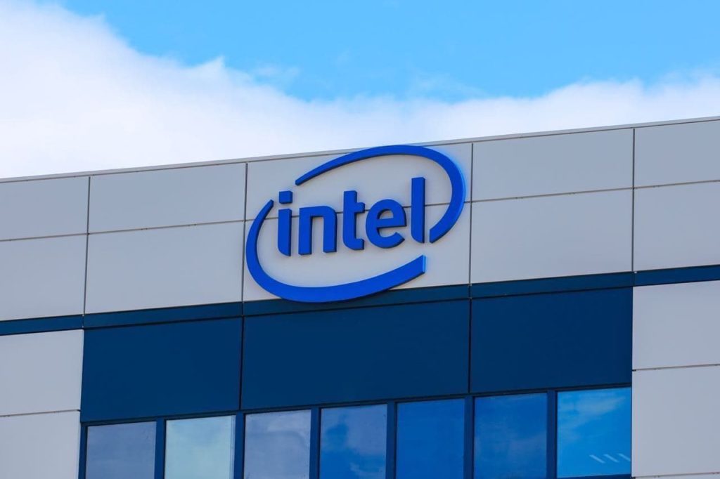 AI predicts Intel stock price for the end of 2023