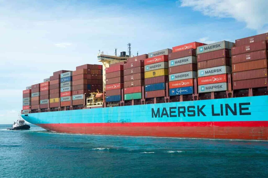 Shipping giant Maersk drops 15% in a day as U.S. works to make routes 'safe'
