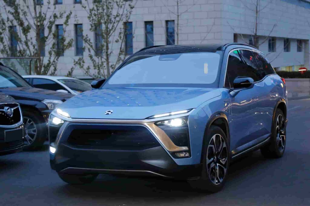 Nio stock closes near 4-year lows; is $1 next?