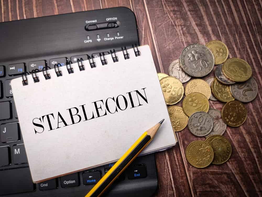 Stablecoins’ lending yields up to 20% in leading DeFi protocols