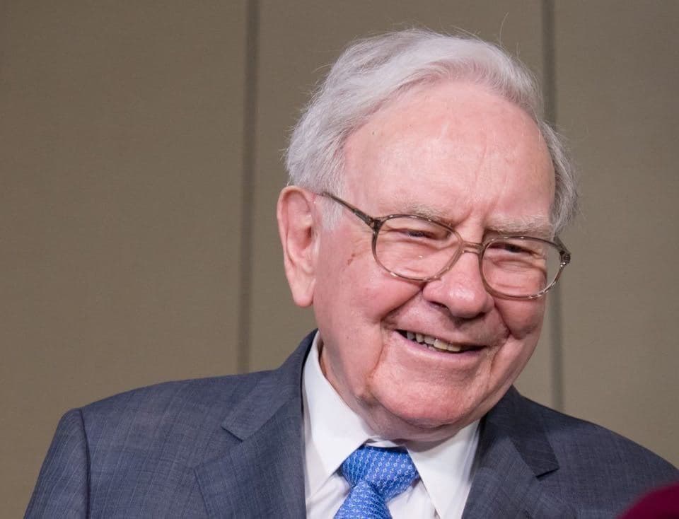 This Warren Buffett stock is now on a major winning streak 
