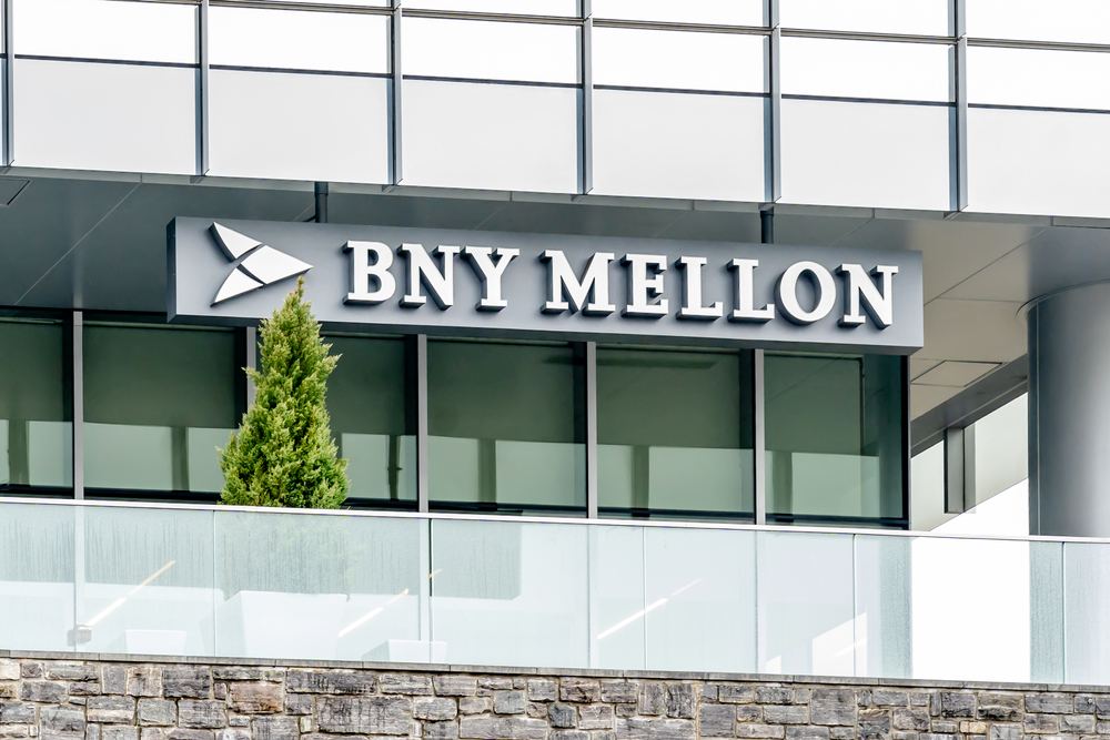 BNY Mellon: World'sWorld's largest custodian bank reports exposure to BTC