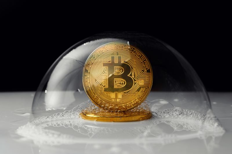Economist says Bitcoin pump is to 'sucker ETF investors' to buy before dump