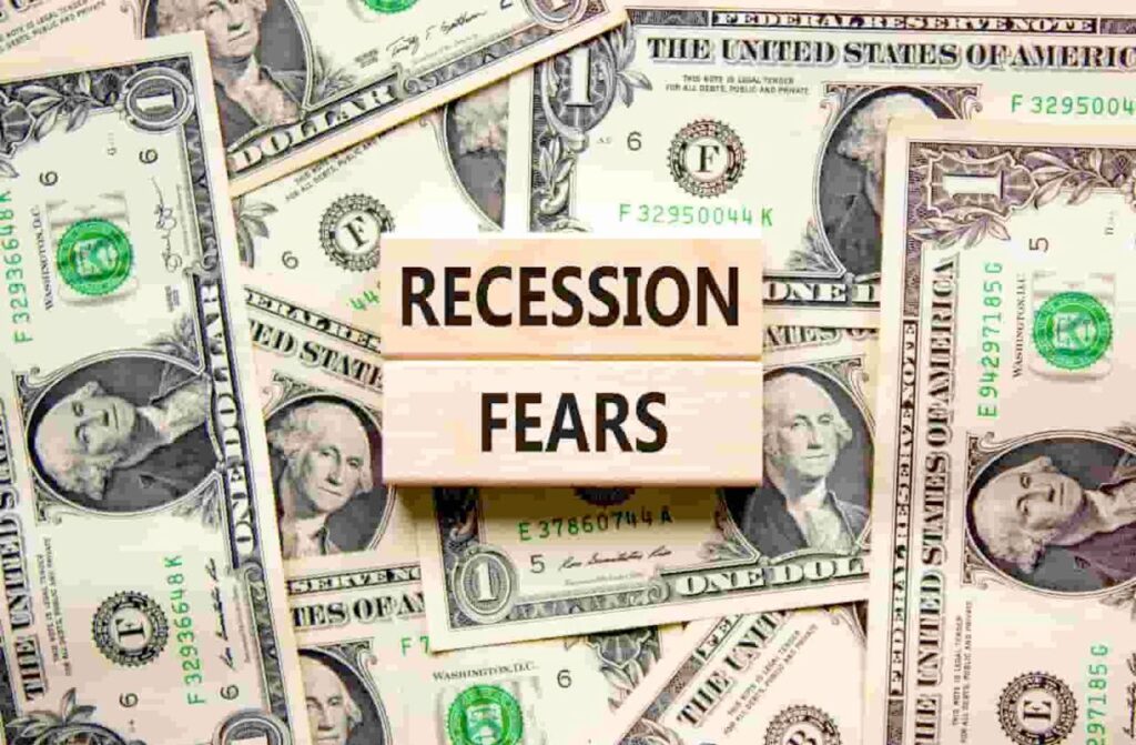 'Real damage' incoming: Recession probability' extremely elevated'