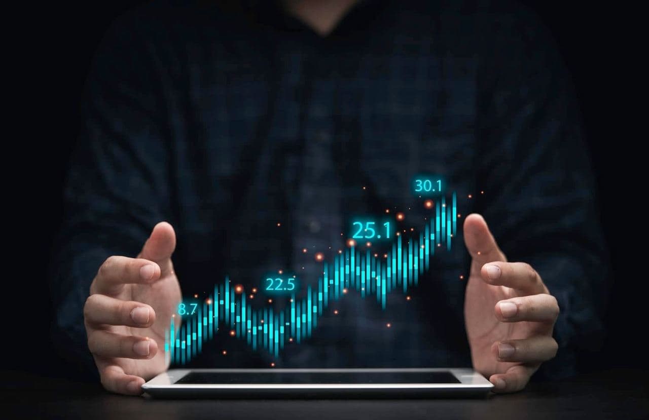 2 cryptocurrencies to reach $1 billion market cap in the first half of 2024