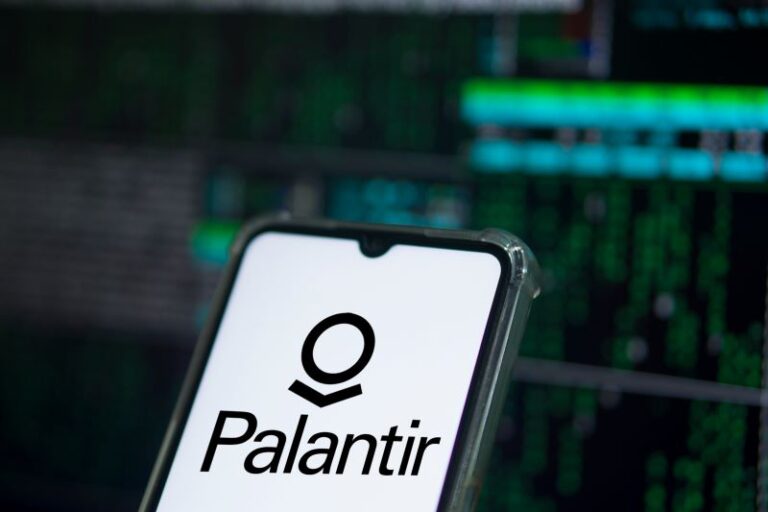 Analysts Revise Palantir (PLTR) Stock Price Target