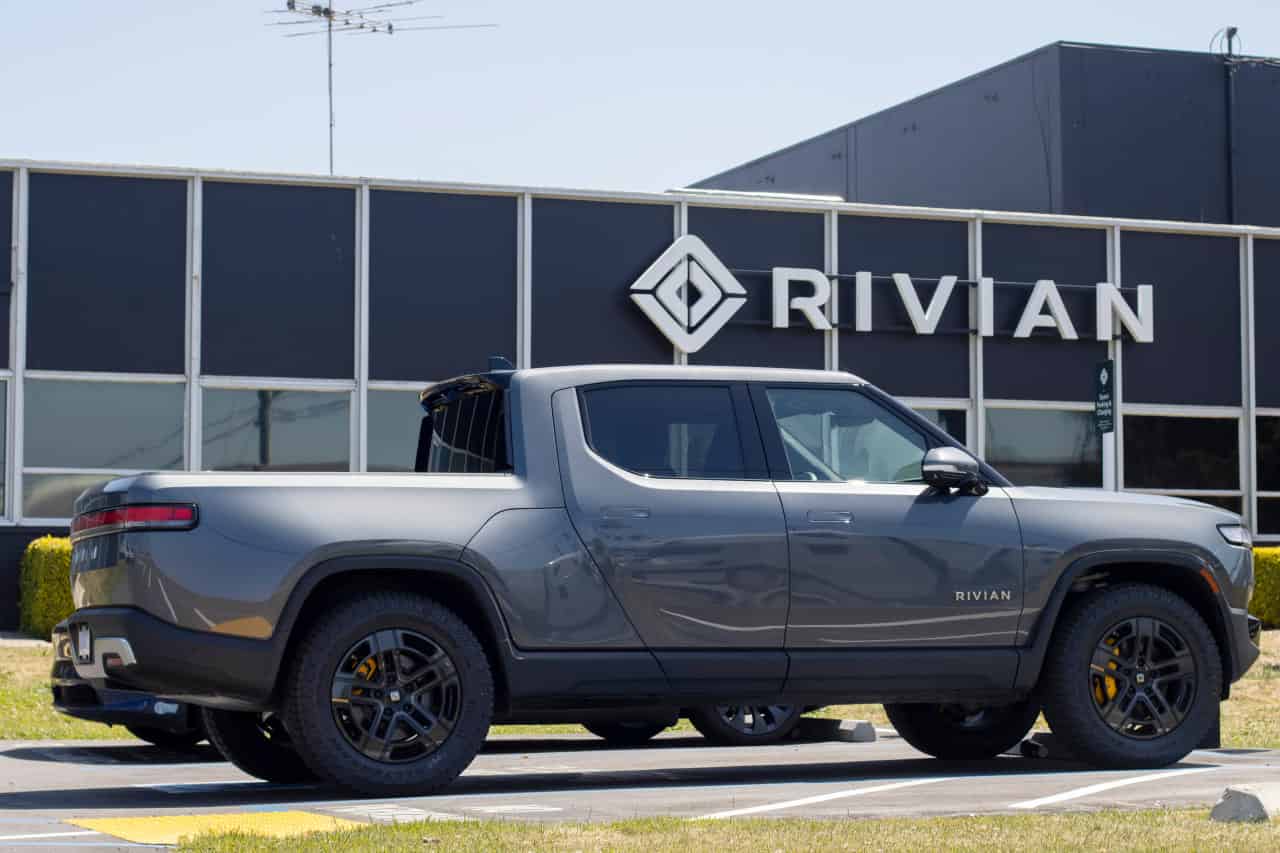 Read more about the article Analysts revise price target for Rivian shares