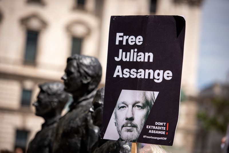 Anonymous $500k in Bitcoin paid to secure Julian Assange's freedom
