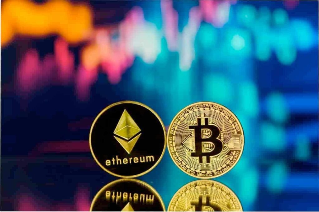 Impending altseason looms as Ethereum outperforms Bitcoin price action