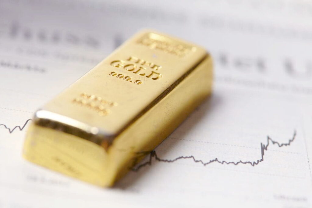 Gold to break all-time high as recession fears rise, according to analysts