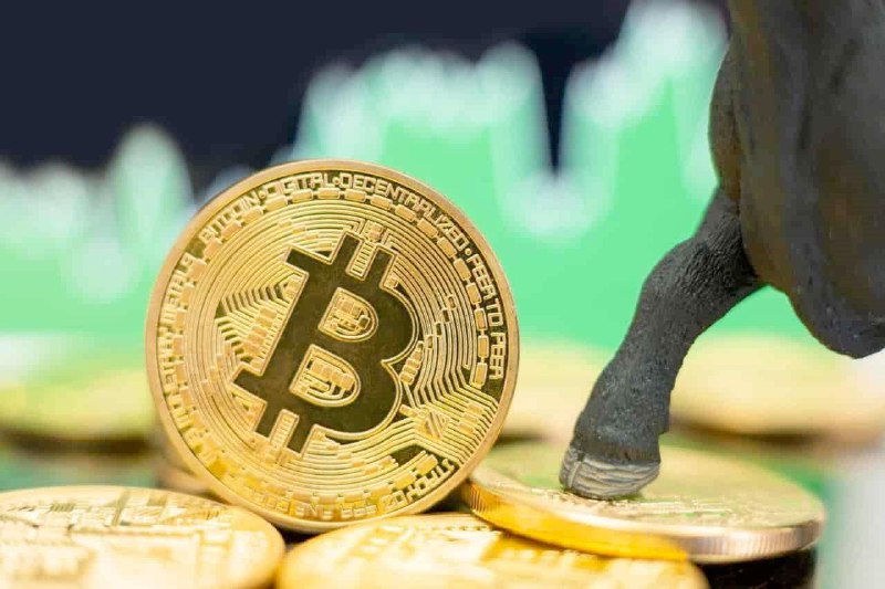 Here’s why analysts think Bitcoin’s bull flag could spark a rally in Q4 2024