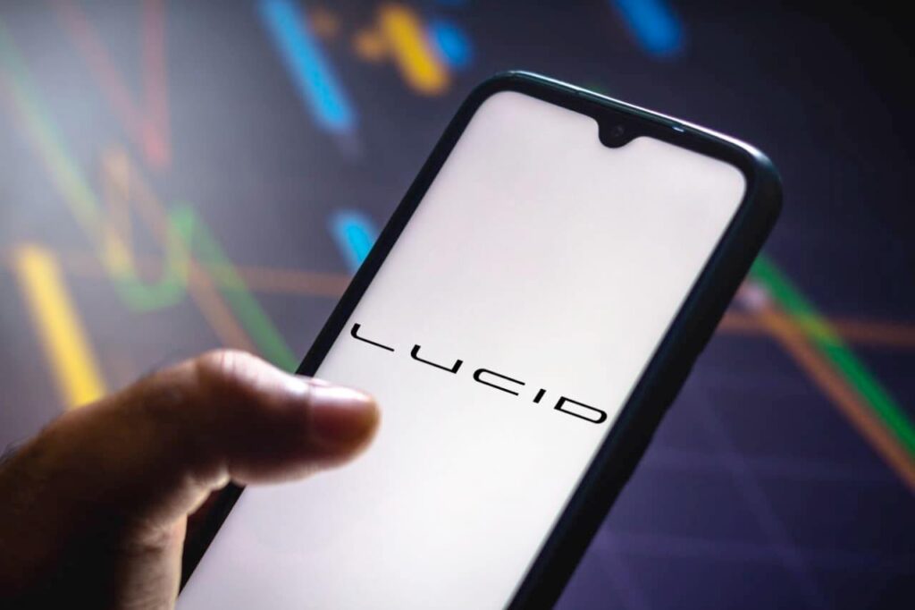 Why Lucid Stock is crashing