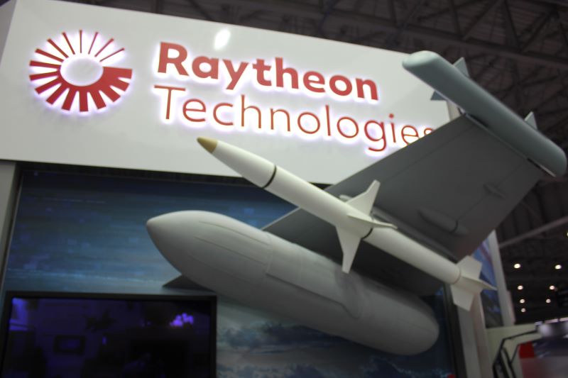 Monster insider trading alert for Raytheon stock as RTX lands $1B Air Force contract