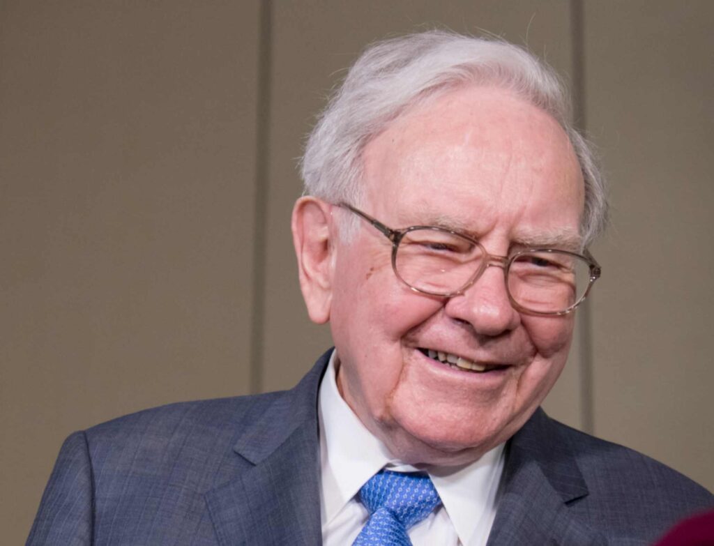 What Warren Buffett's $280 billion cash pile means for the stock market, according to analysts