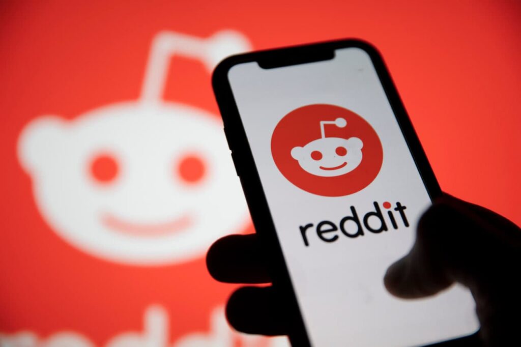 Monster insider trading alert for Reddit stock thumbnail