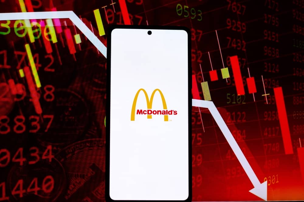 Perplexity AI predicts McDonald's (MCD) stock price amid E. coli outbreak