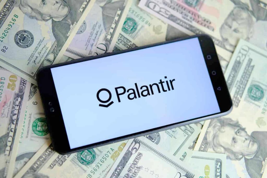 Sell-off alert: Palantir (PLTR) stock is set for accelerated losses