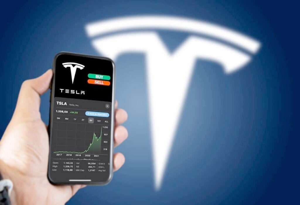 When will Tesla (TSLA) stock hit $400? thumbnail