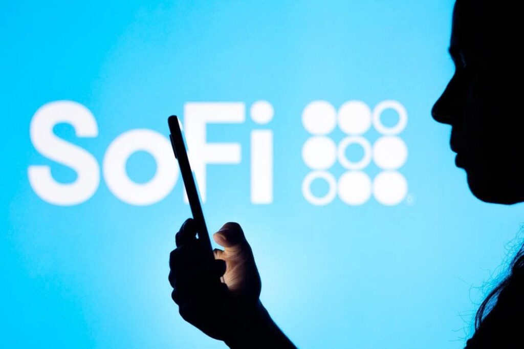 AI predicts SoFi Technologies (SOFI) stock price for year-end