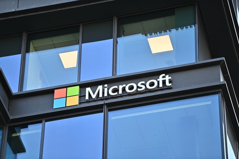 Analyst revises Microsoft stock price target