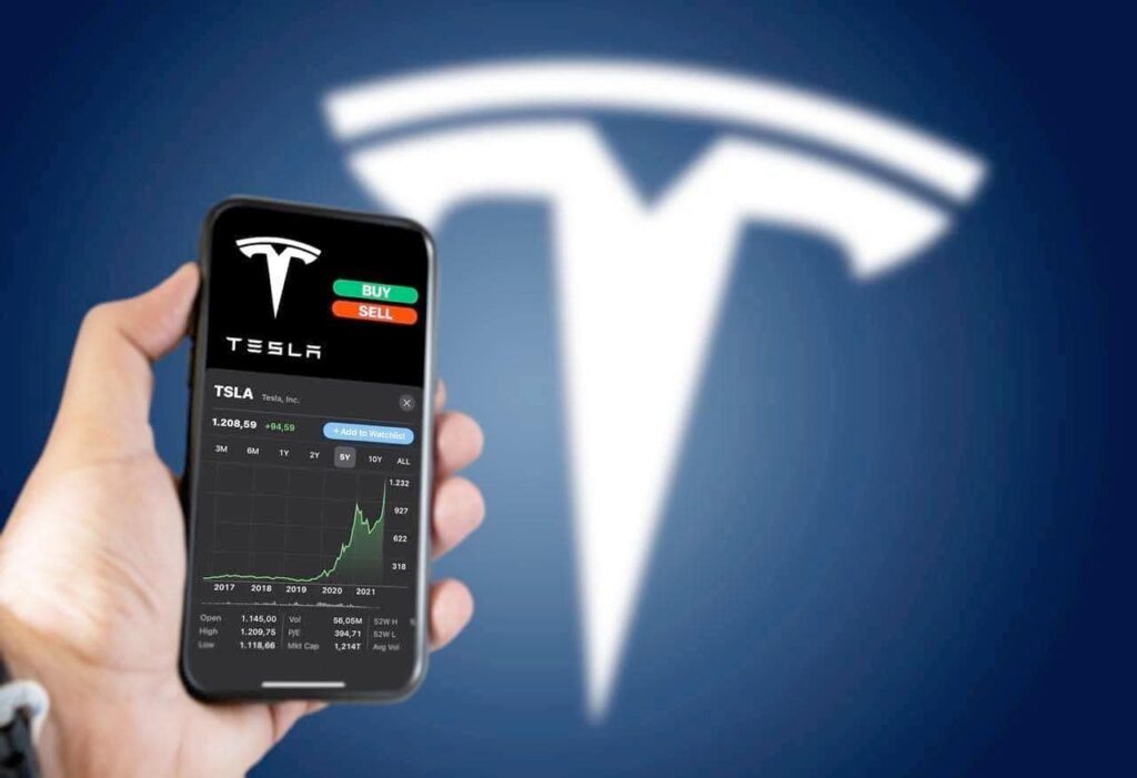 Here’s why Tesla's stock price could hit $1000 by the end of 2025