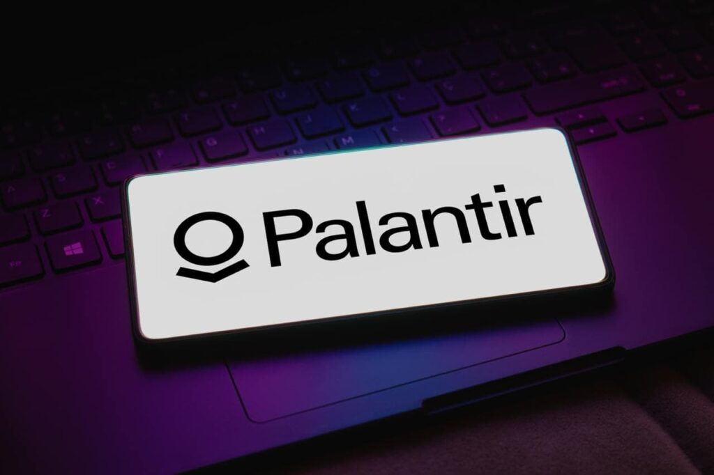 Palantir insiders dump over $40 million PLTR shares in 2025 thumbnail