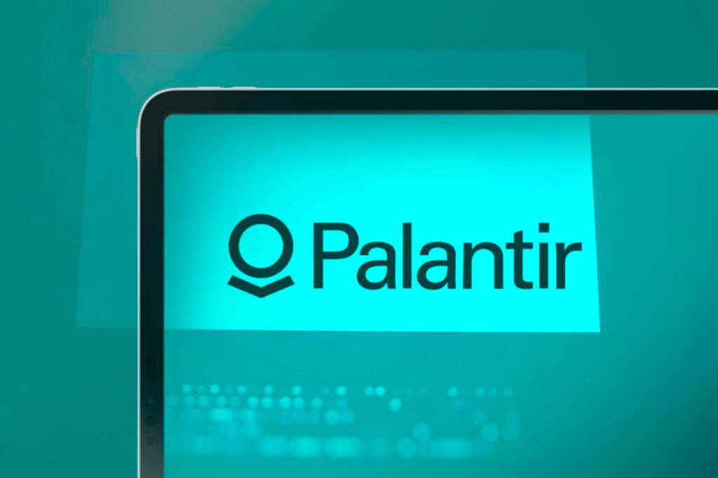 ChatGPT sets timeline when Palantir stock will crash due to overvaluation