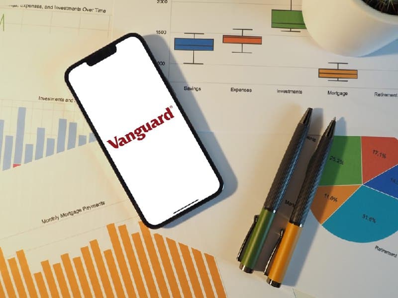 2 Vanguard dividend ETFs to buy now