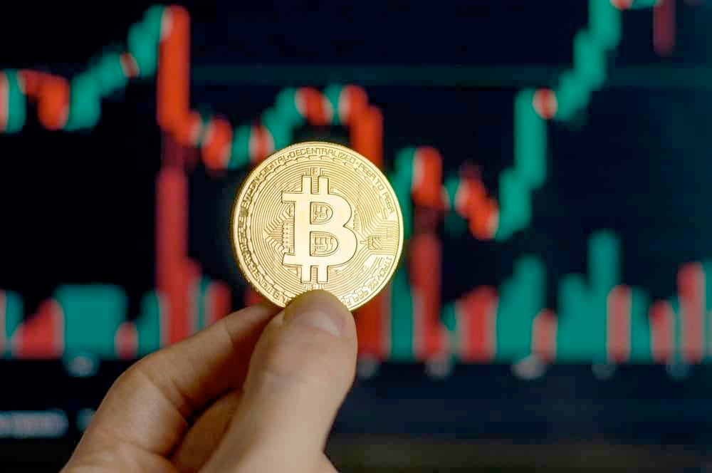 Analyst sets Bitcoin’s next short-term high target after weekend sell-off