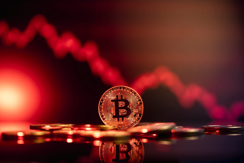 Bitcoin whale's selloff triggers market meltdown; Is this the beginning of the end? thumbnail