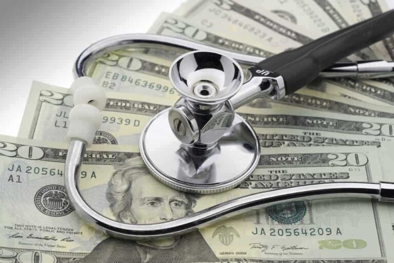 Just like UnitedHealth, this healthcare giant tumbles after financial shocker thumbnail