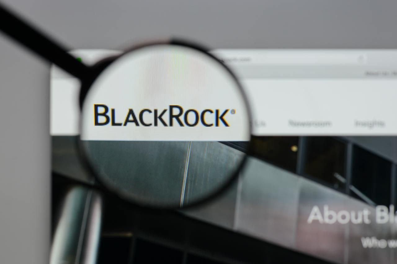 BlackRock just dumped $1 billion of this crypto