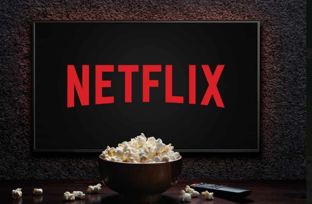 Netflix stock crashes after Elon Musk cancels his subscription